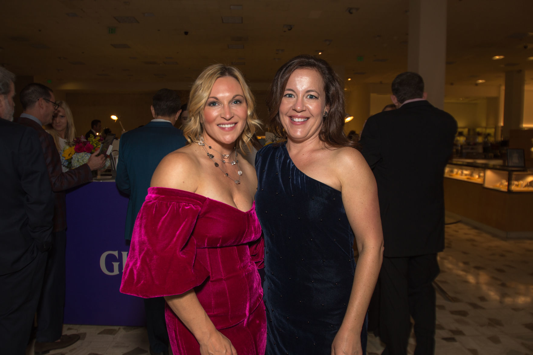 10192019fashionfundgala40.jpg